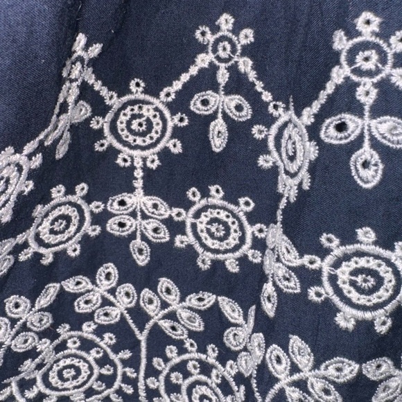 Abercrombie & Fitch Navy Blue Embroidered Top - Picture 3 of 5